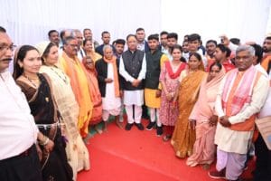 गुड़ उद्योग का किया शुभारंभ